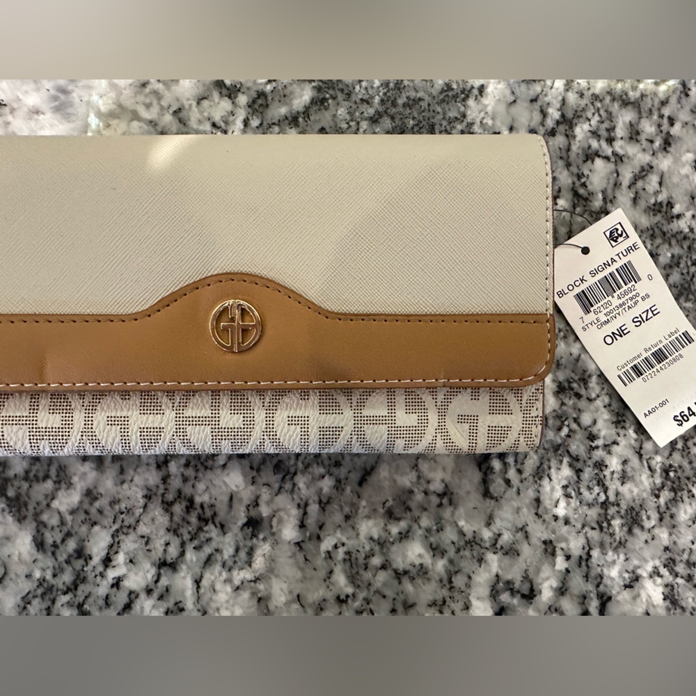 Giani Bernini Wallet